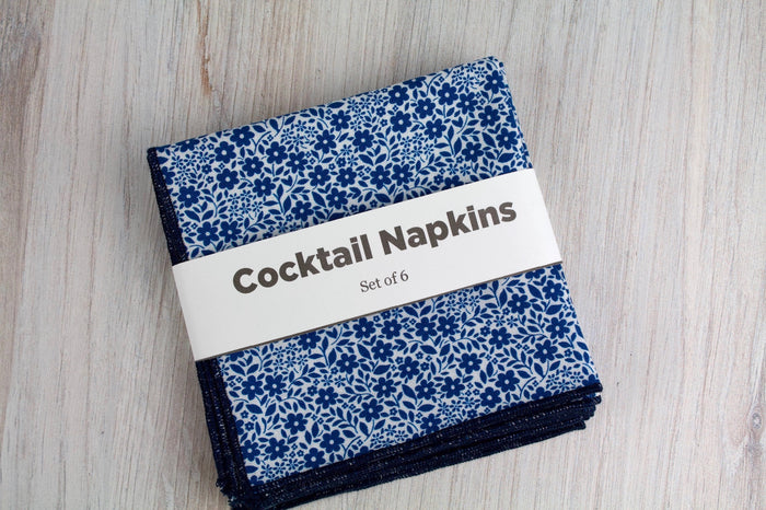 Sweet Nothings Meadow Floral Napkins in Navy