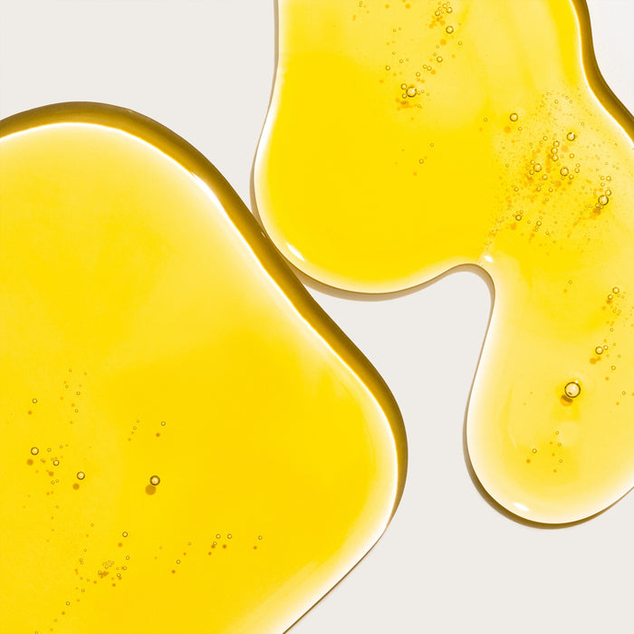 Odacite-C-Glow Hydra-Firm Body Oil-Body-C-Glow_Texture-The Detox Market |