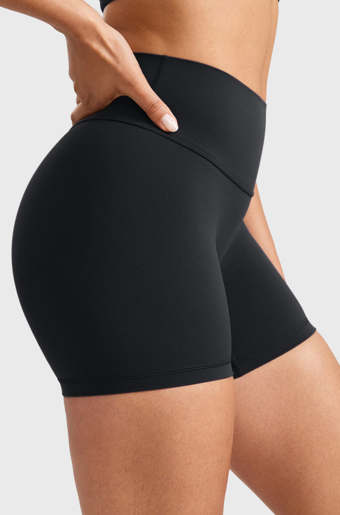 Cloudlift No Front Seam Scrunch Butt Biker Shorts 5''