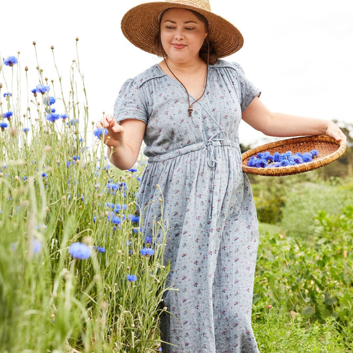 Laurel Skin-Cornflower Mask-Skincare-LaurelFarm_1-The Detox Market |