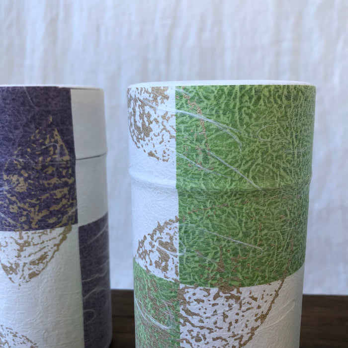 Okumura Seikan: Green Tea in Tea Can, Washi Paper - Gold leaf spring green　讃香　若葉