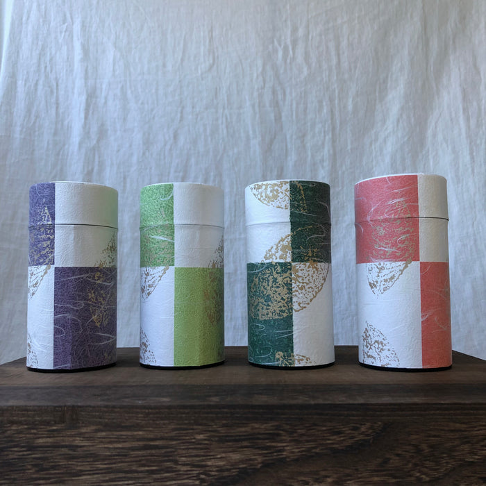 Okumura Seikan: Green Tea in Tea Can, Washi Paper - Gold leaf spring green　讃香　若葉