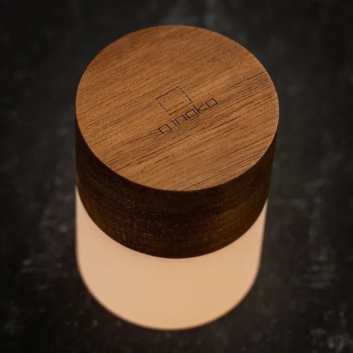 Lemelia Walnut Light