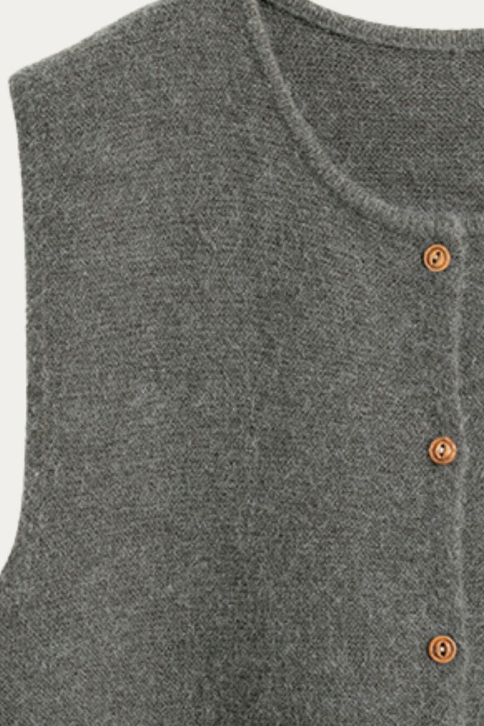 button-up-sweater-vest-4