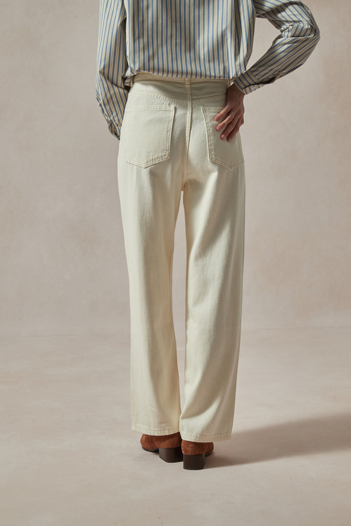 cream-wide-leg-jeans11-1399985-DAStyle