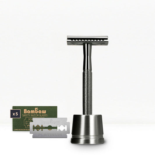 Metal safety razor with a pack of Bambaw safety razor blades on a white background