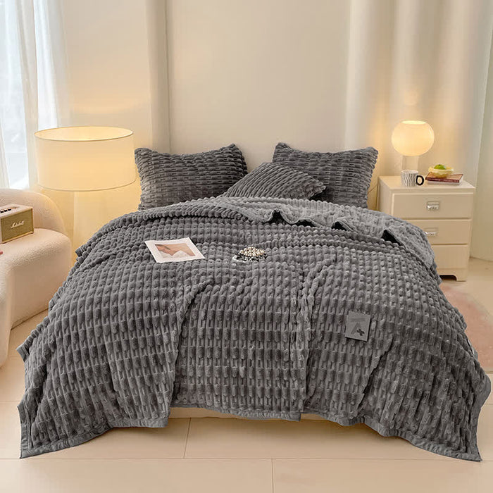 Dark Grey / 27"W x 39"L