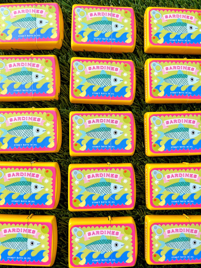 Sardine Refillable Lighter: Imperfect
