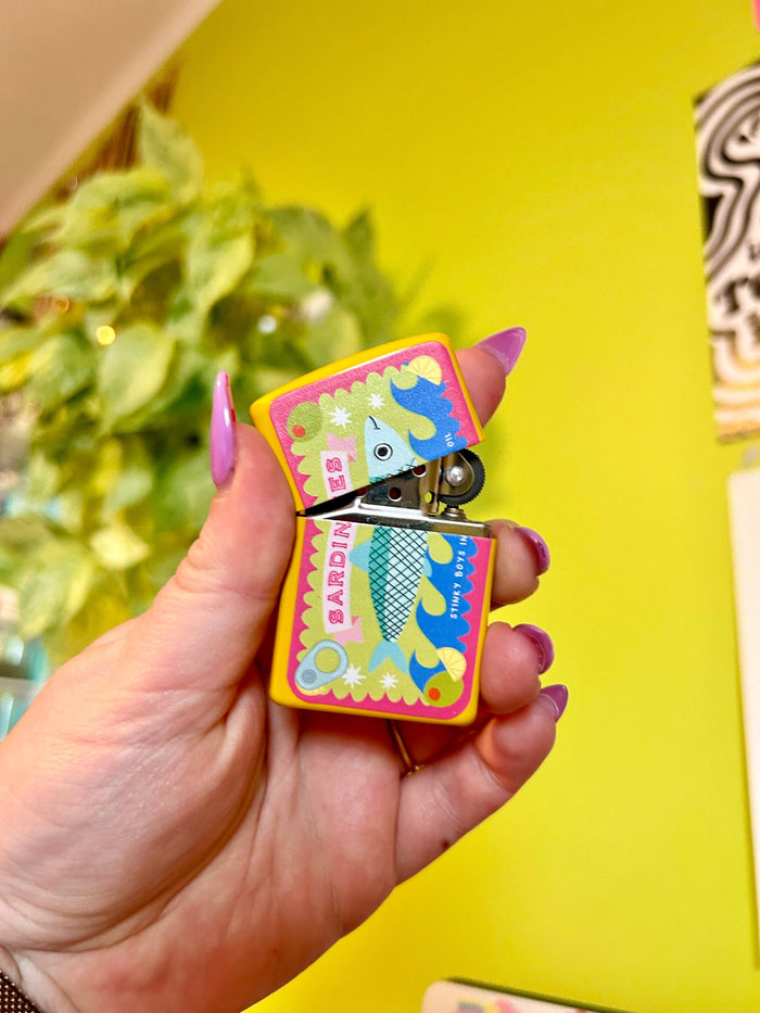 Sardine Refillable Lighter: Imperfect