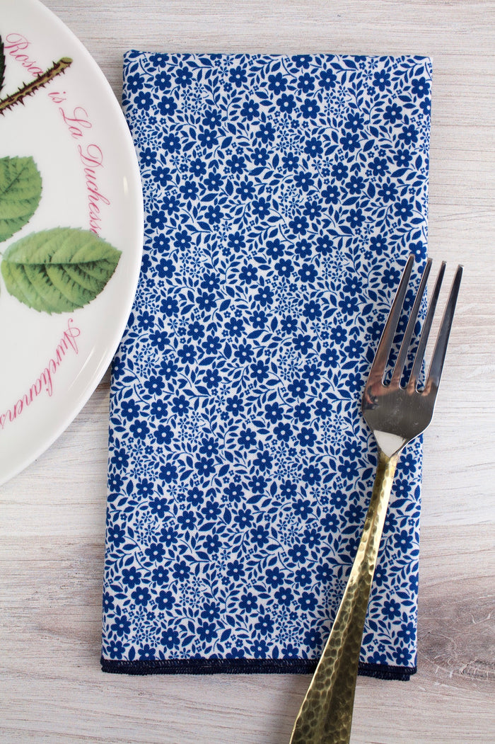 Sweet Nothings Meadow Floral Napkins in Navy