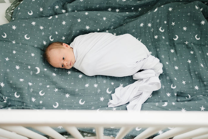 Mebie Baby Bamboo Stretch Swaddle. Gender Neutral for take home outfits and swaddling newborns.
